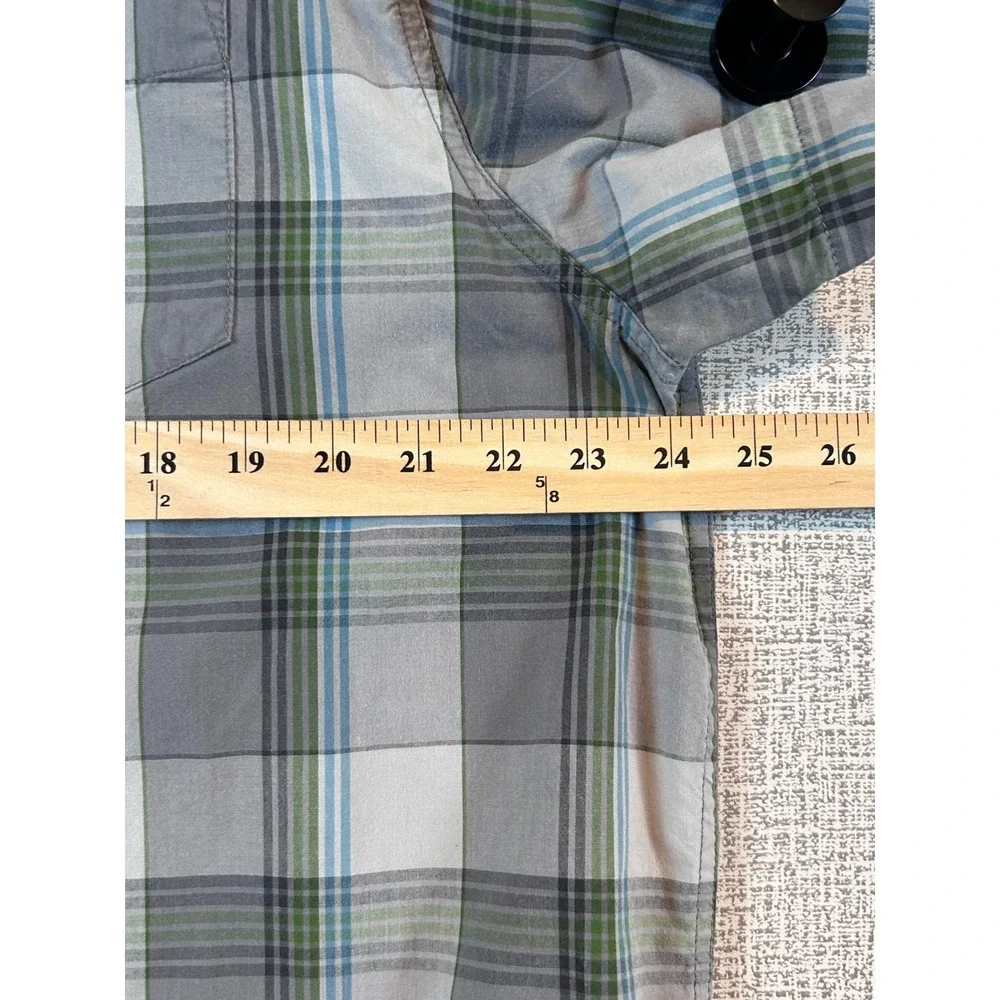 The‎ North Face Mens XXL Plaid Short Sleeve Button Down Shirt Grey Gorpcore Hike
